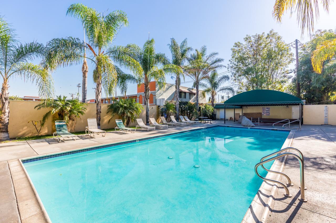 Colonial Pool & Spa Motel Long Beach Exteriér fotografie